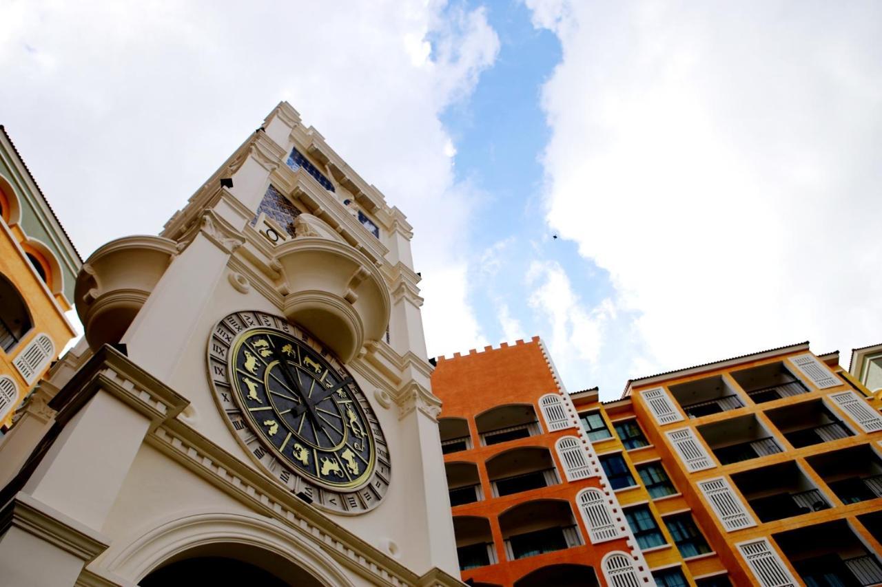 Venetian Poseidon Pool Hotel ジョムティエンビーチ エクステリア 写真