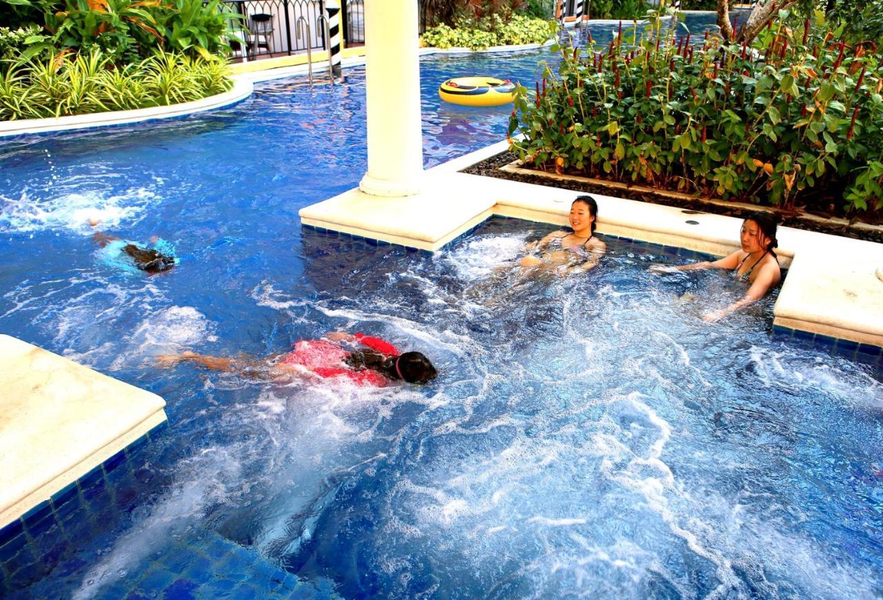 Venetian Poseidon Pool Hotel ジョムティエンビーチ エクステリア 写真